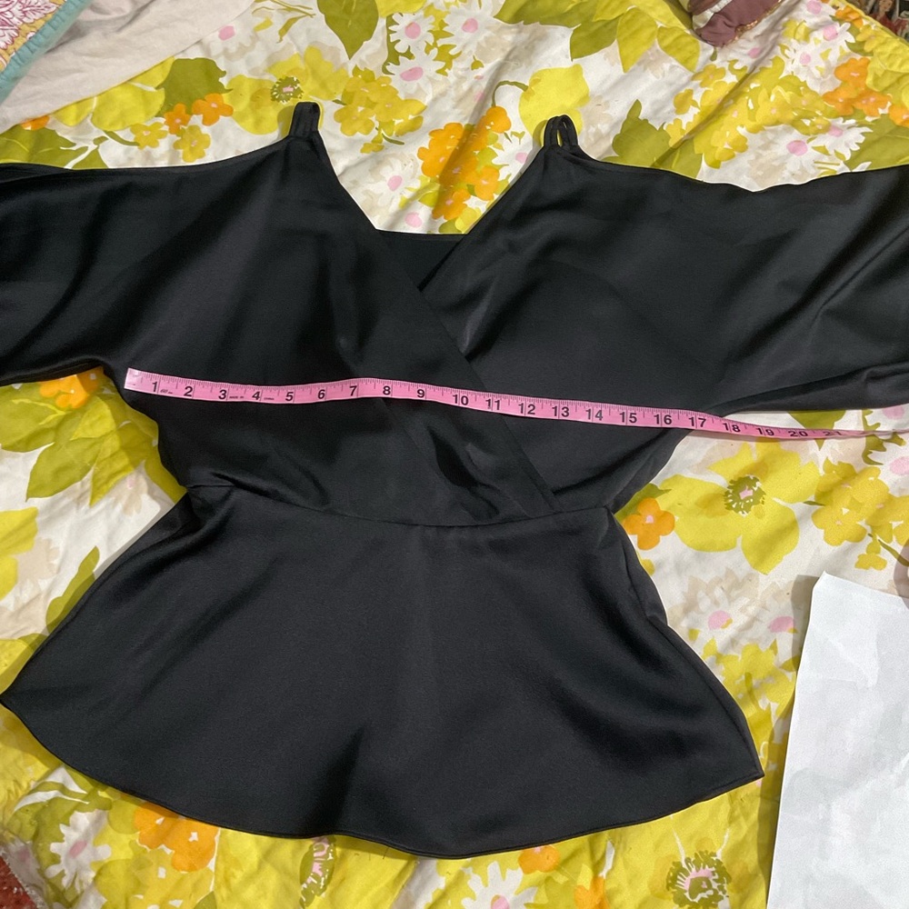 NEW! Trina Turk Mixology Black Satin Top Peplum Surplice Size XS - Picture 3 of 9